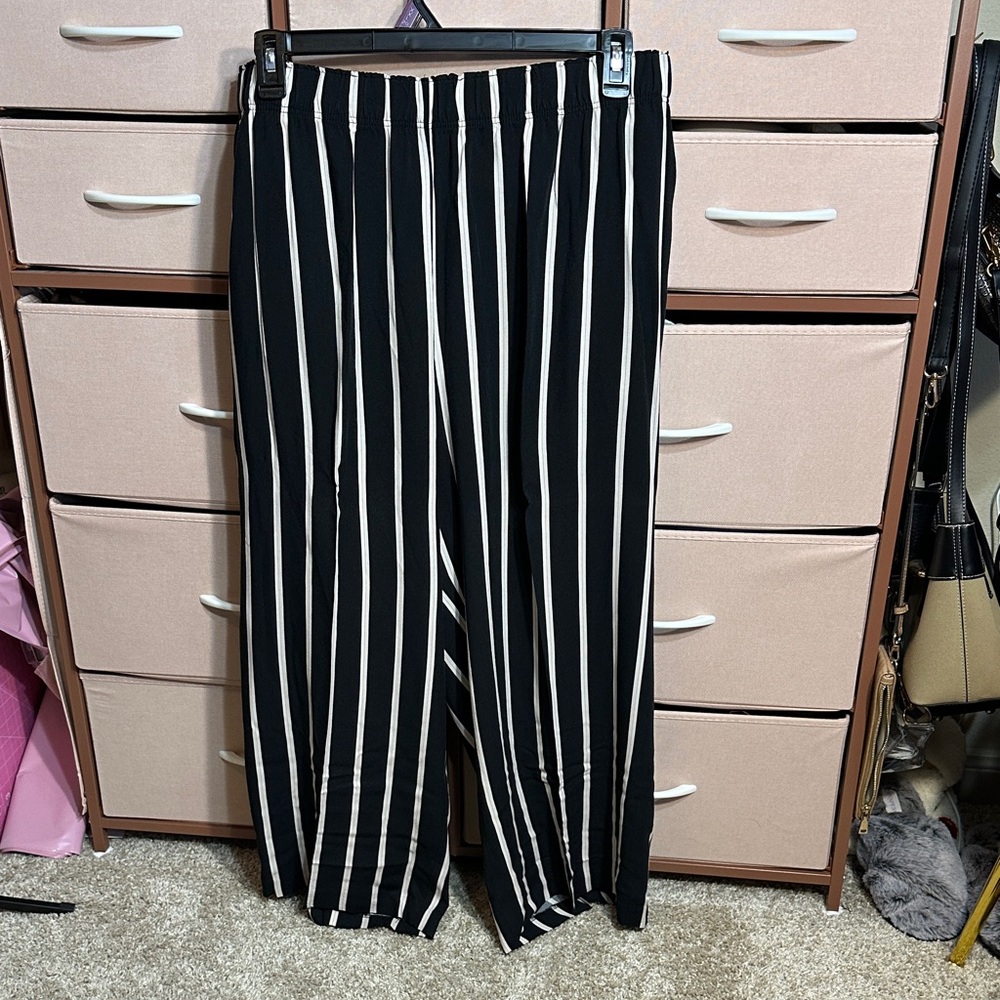 Black and White Striped women’s Pants